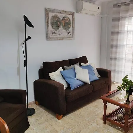 Apartamento Boliches - Acogedor Y Equipado Apartamento En Fuengirola, Playa A 200 Metros Fuengirola